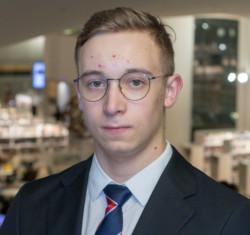 Ivan Shcheglov / Helsingin Lukiolaisten hyvinvointi- ja tapahtumavastaava 2022